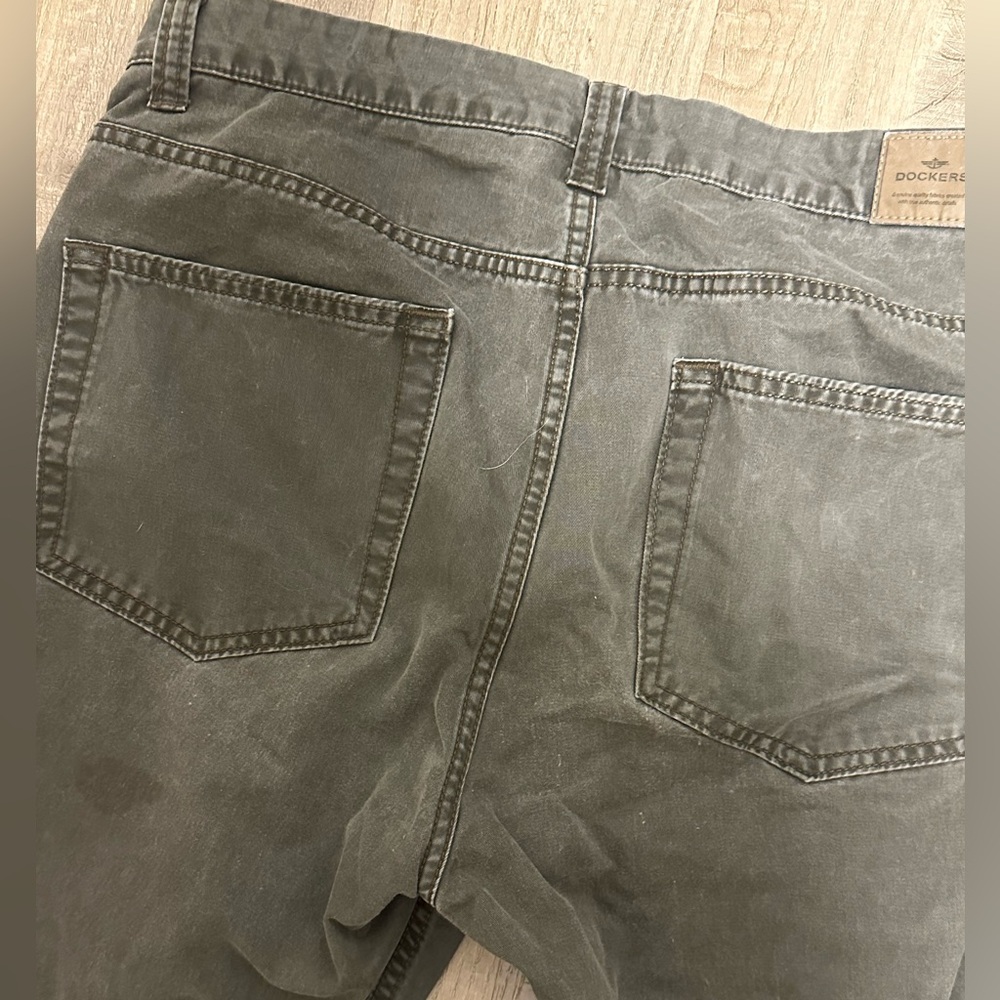 Dockers pants - Picture 5 of 6